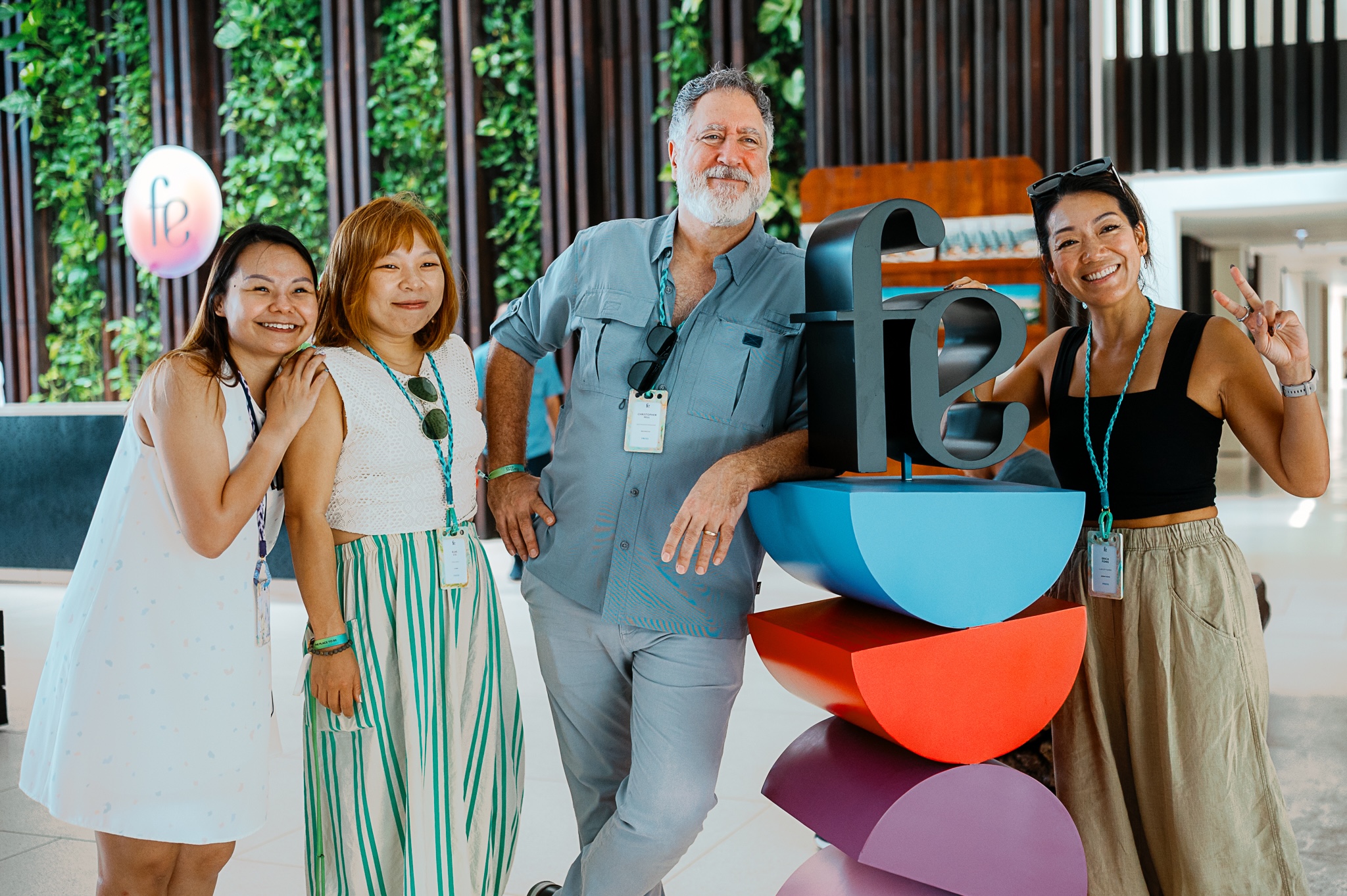 Group photo of buyers and exhibitors networking